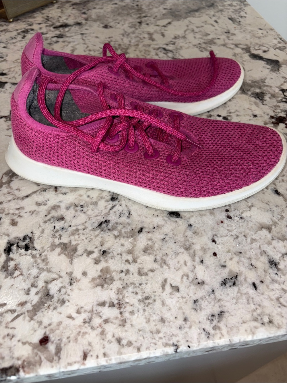 allbirds Pink Knit Sneakers with White Sole - Picture 4 of 4
